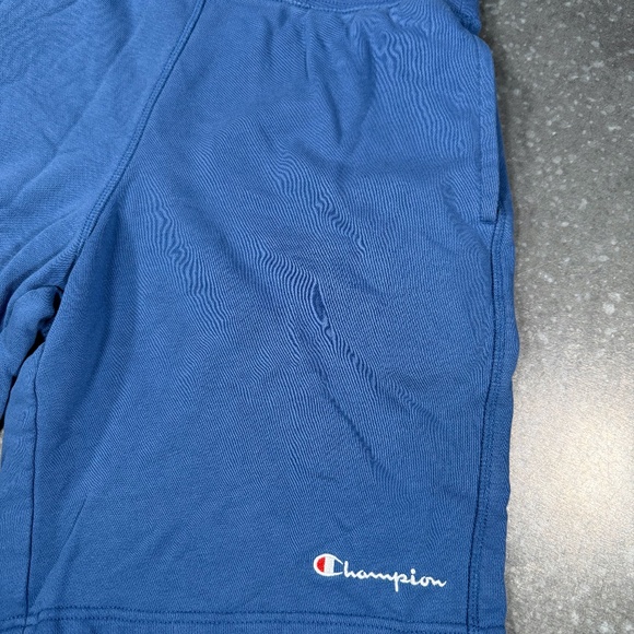 Champion Men's Shorts - Size Medium - Picture 1 of 6
